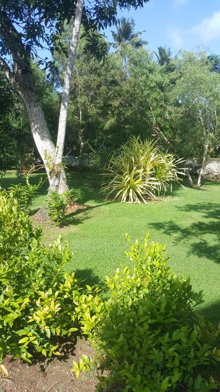 אונה ואטונה Villa Dewasiri מראה חיצוני תמונה