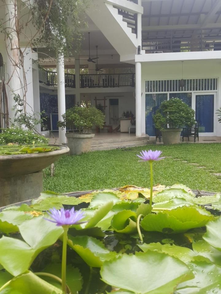 אונה ואטונה Villa Dewasiri מראה חיצוני תמונה