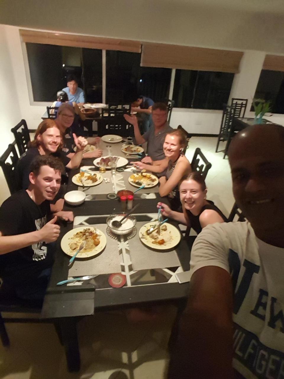 אונה ואטונה Villa Dewasiri מראה חיצוני תמונה