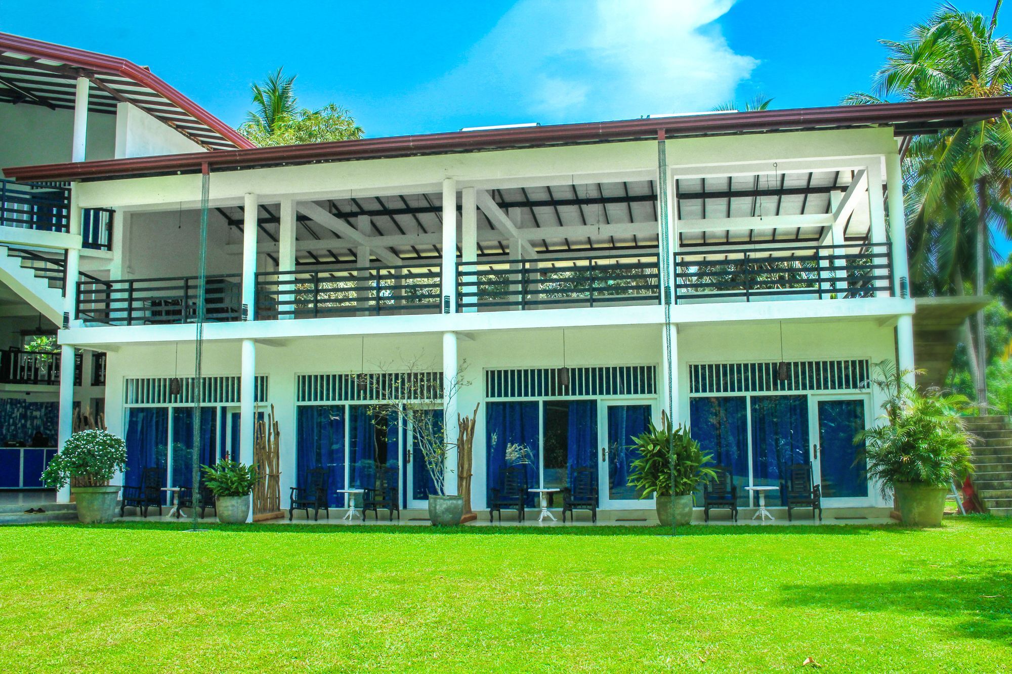 אונה ואטונה Villa Dewasiri מראה חיצוני תמונה