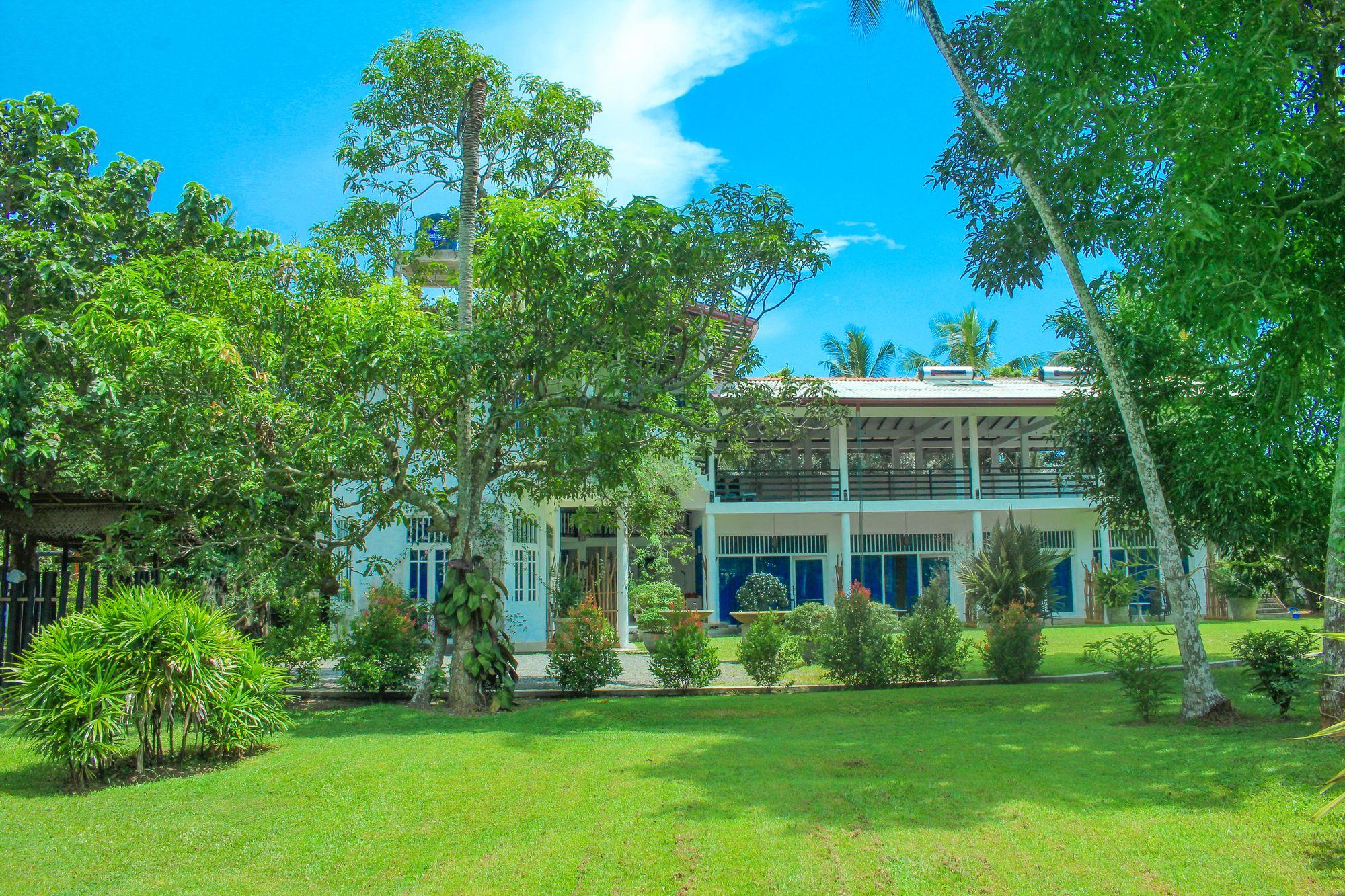 אונה ואטונה Villa Dewasiri מראה חיצוני תמונה